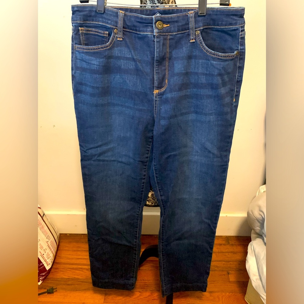 Women’s St. John Bay, size 12 stretch jeans, straight leg